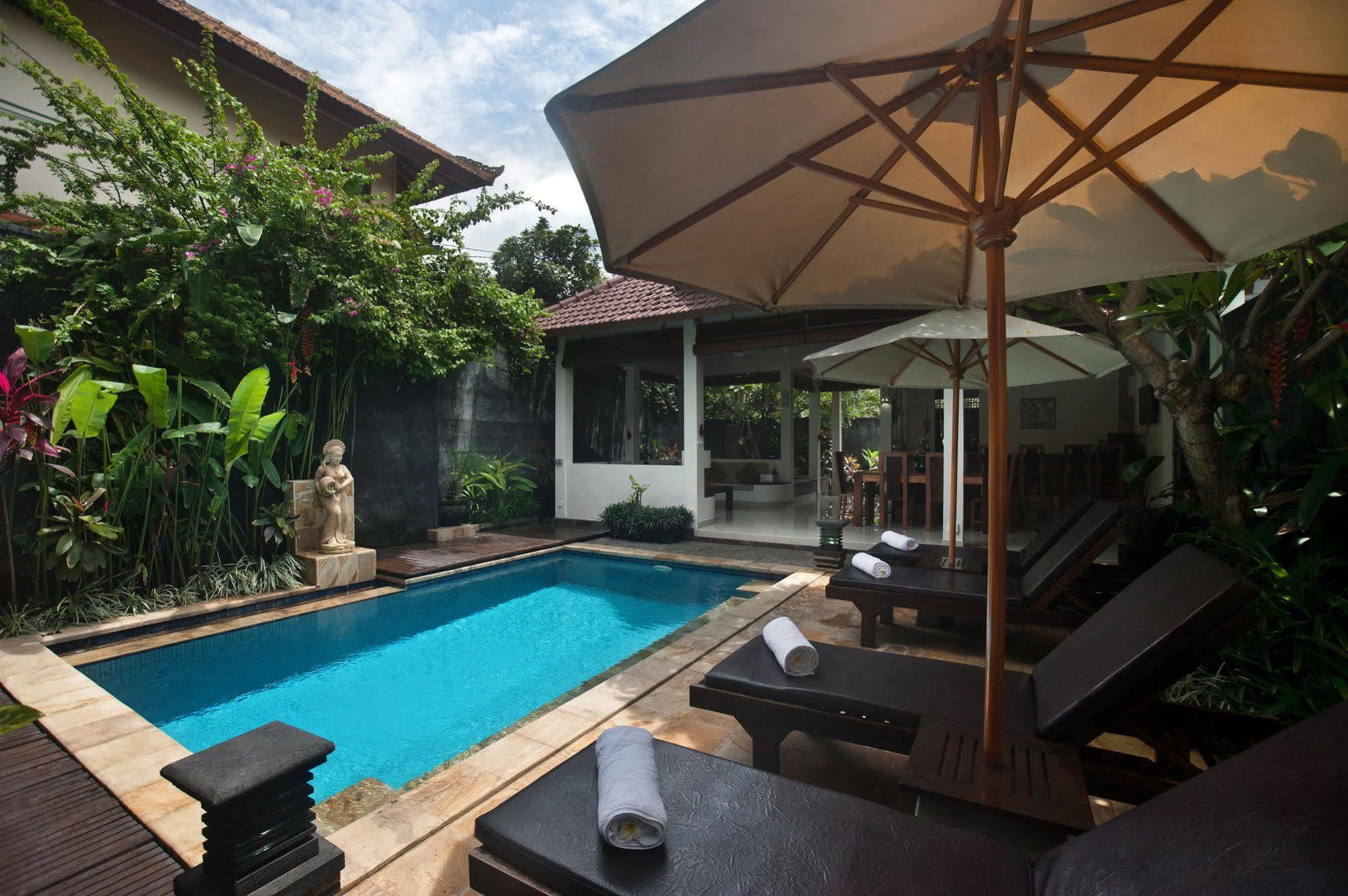 Villa Teman Lovina Exteriér fotografie